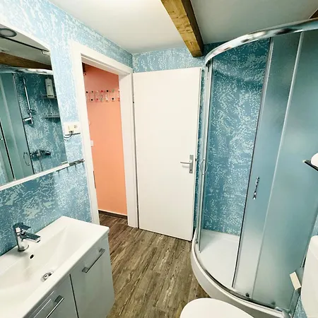 Apartma Riviera *